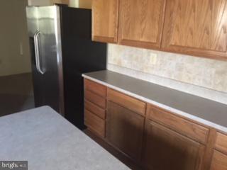 BANNISTER - Residential Lease