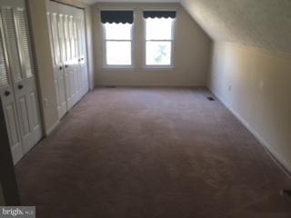 BANNISTER - Residential Lease