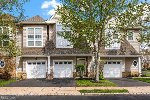 Condo For Sale - 56 Ocean Breeze Court Ct<br/> MANAHAWKIN, NJ 08050