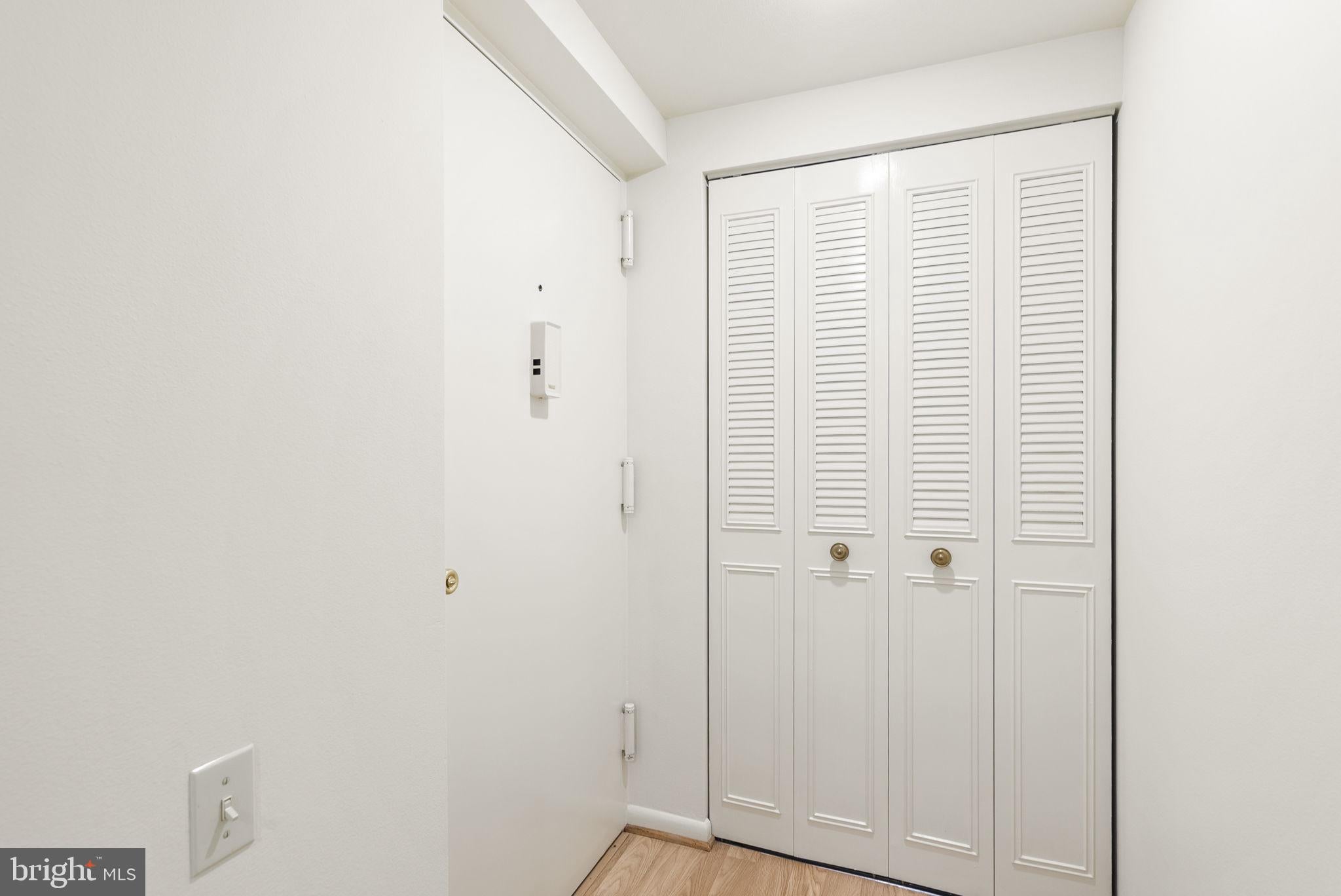 3352 CHISWICK COURT 57-2H