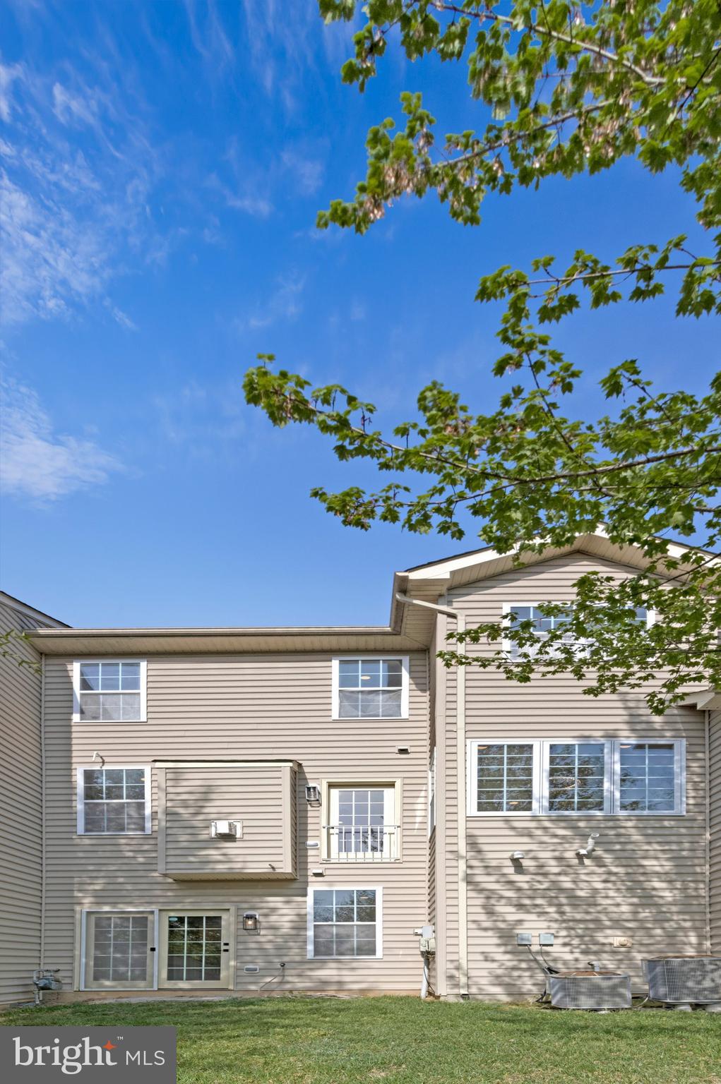 MARLBORO RIDGE - Residential