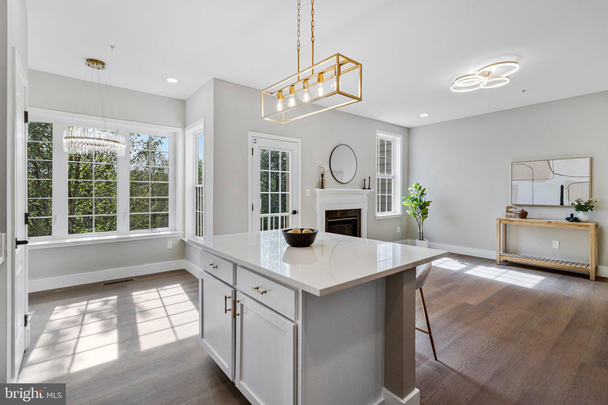 MARLBORO RIDGE - Residential