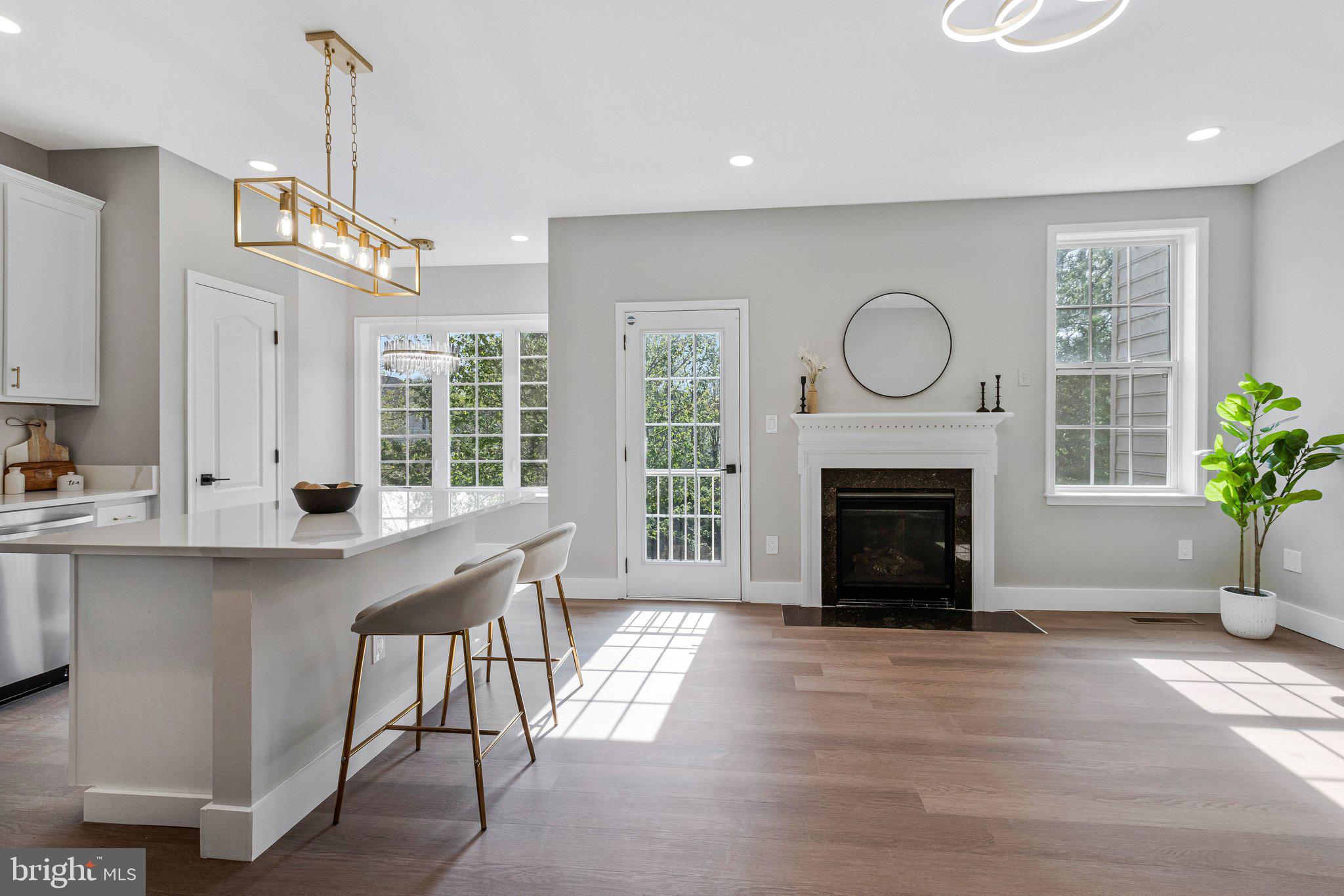 MARLBORO RIDGE - Residential