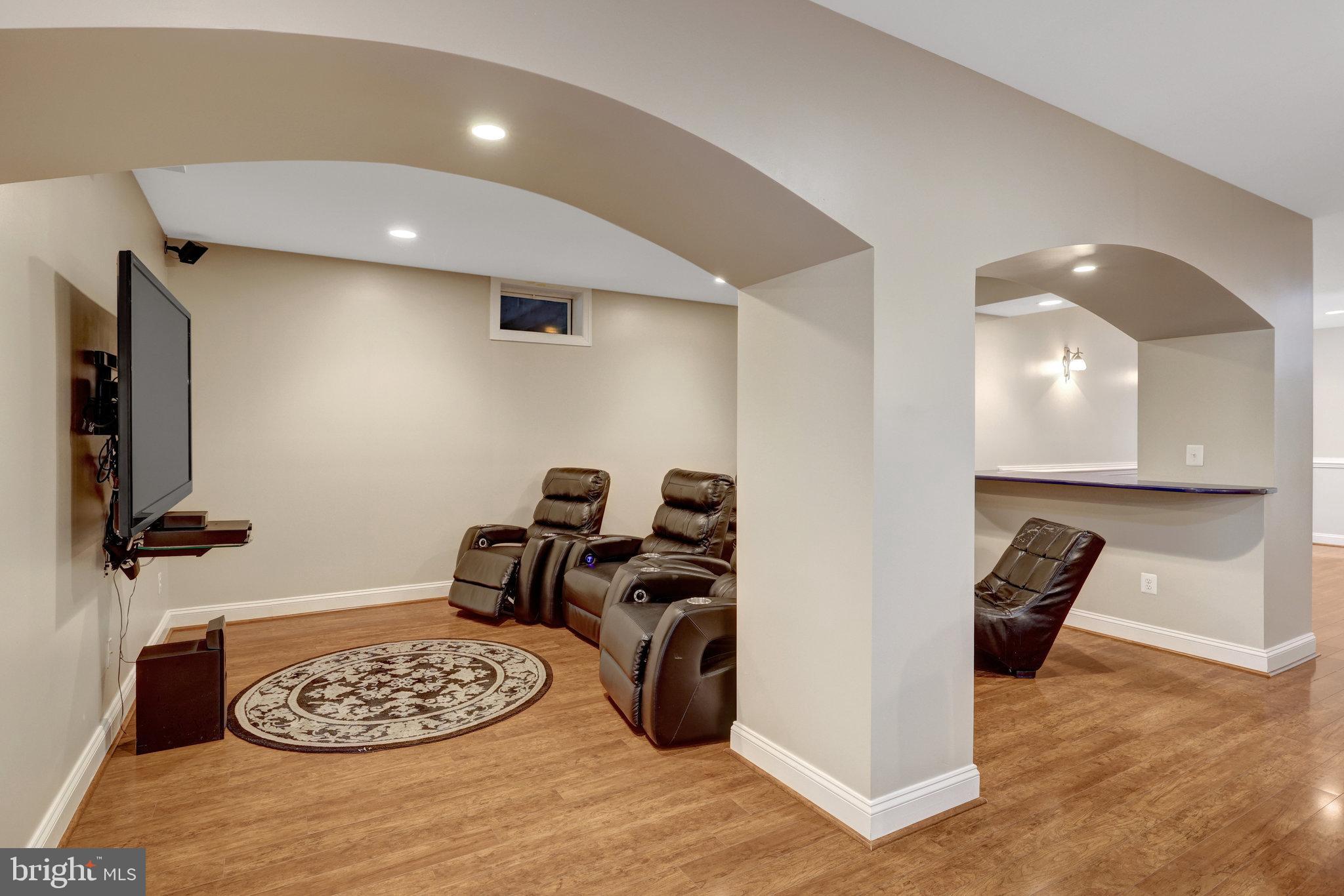 BELMONT COUNTRY CLUB - Residential