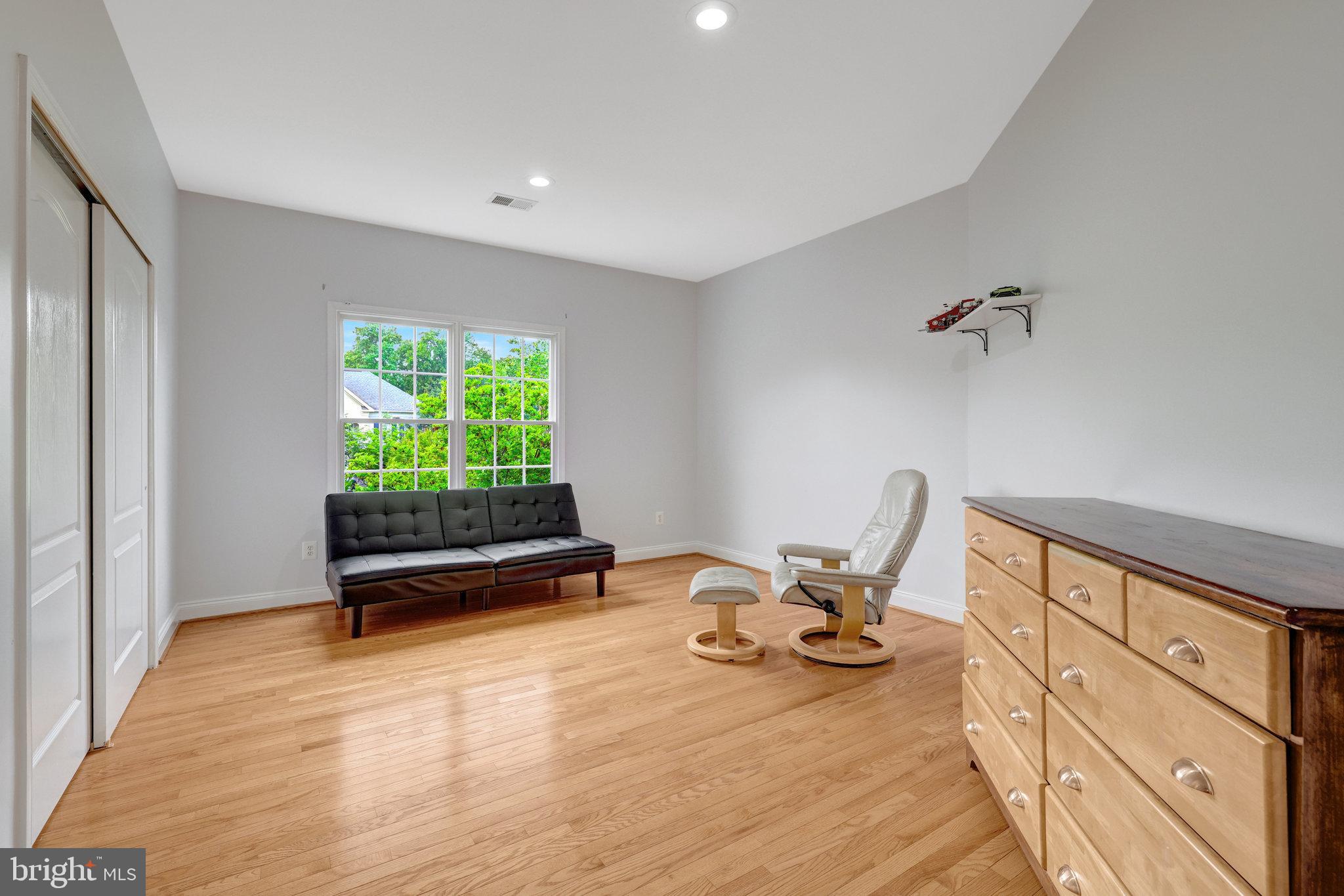 BELMONT COUNTRY CLUB - Residential