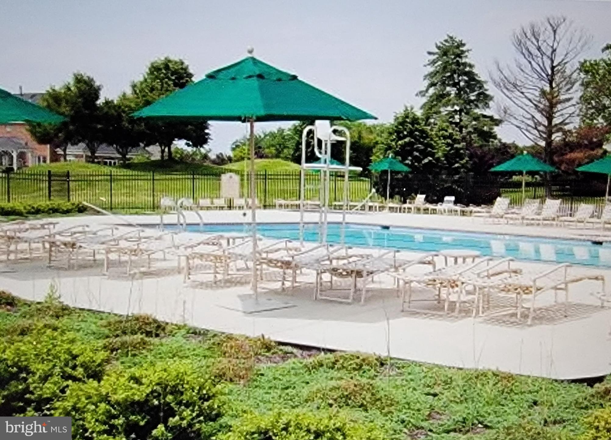 BELMONT COUNTRY CLUB - Residential