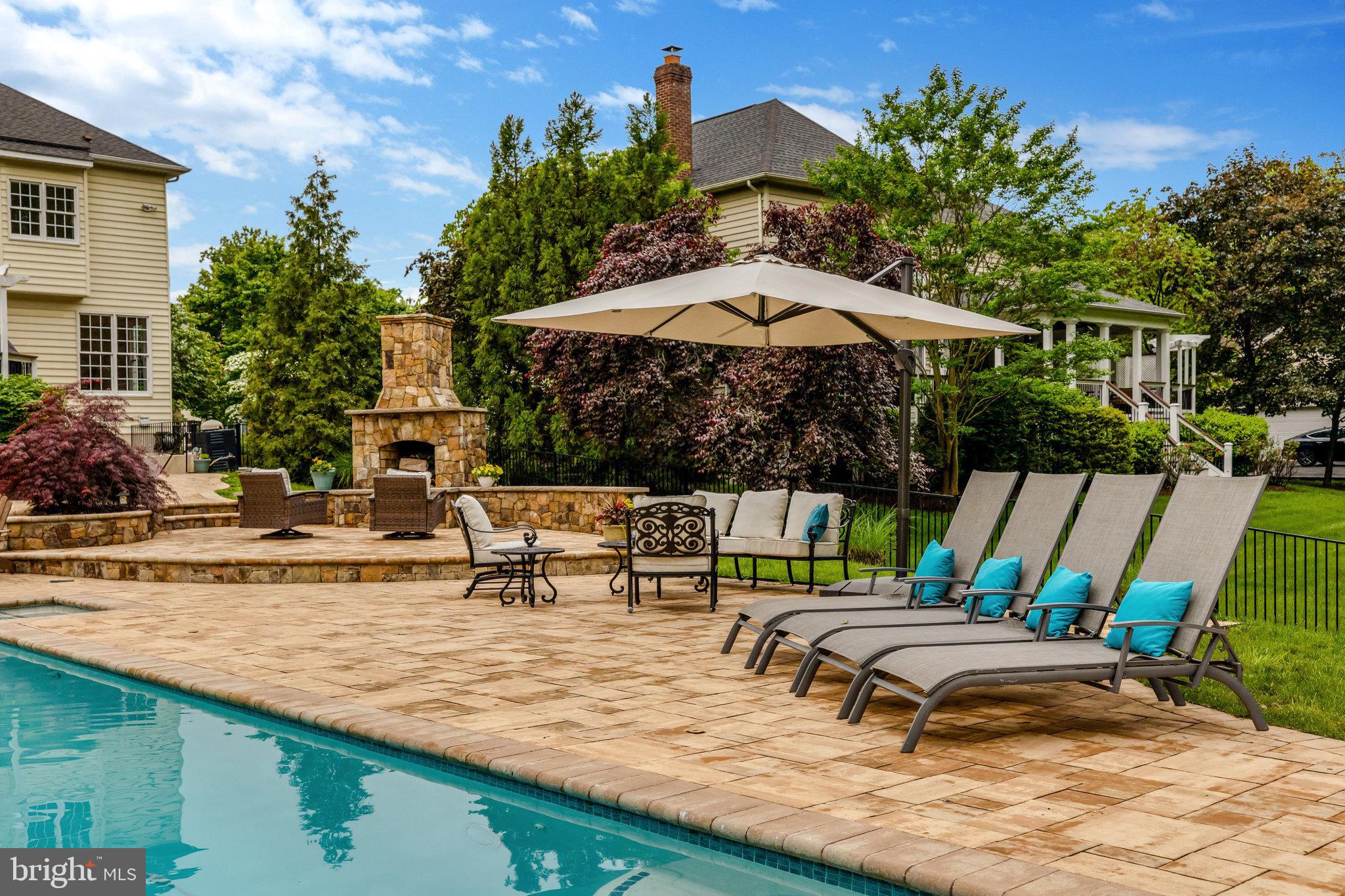 BELMONT COUNTRY CLUB - Residential