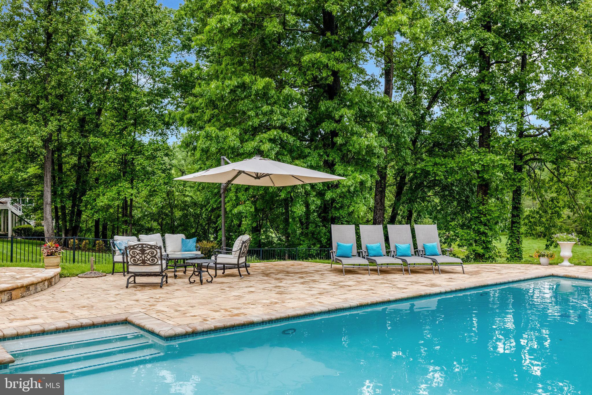 BELMONT COUNTRY CLUB - Residential