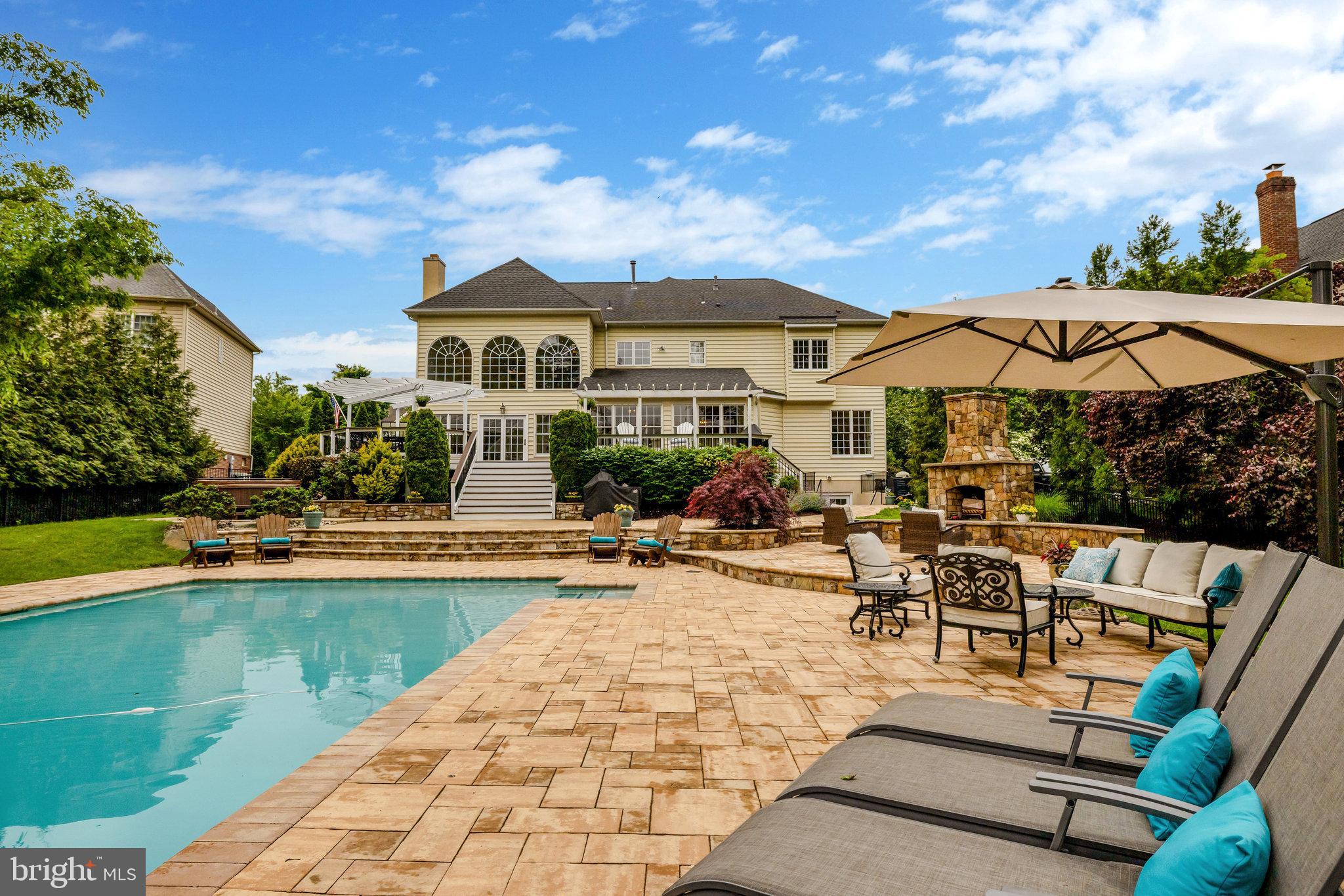 BELMONT COUNTRY CLUB - Residential