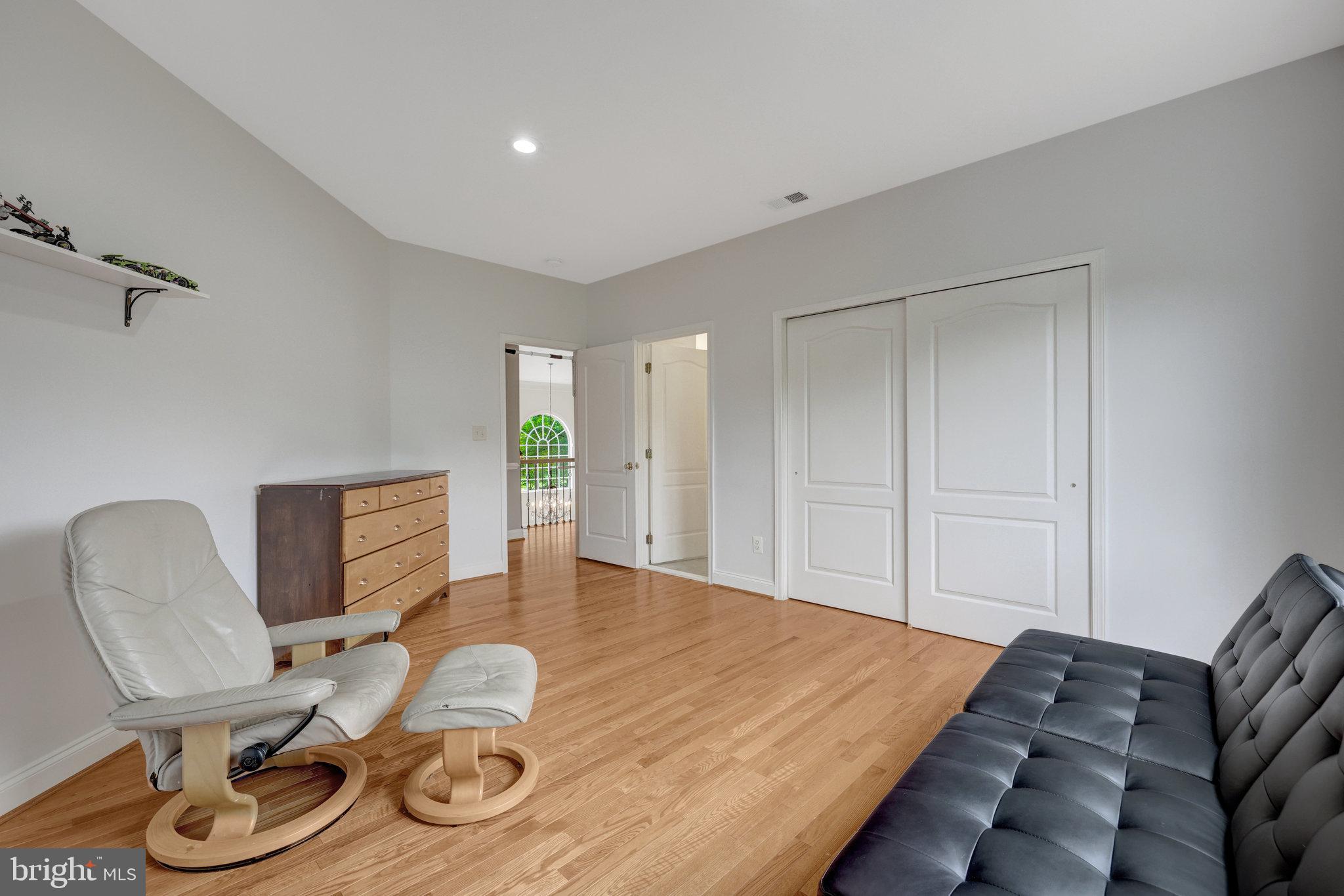 BELMONT COUNTRY CLUB - Residential