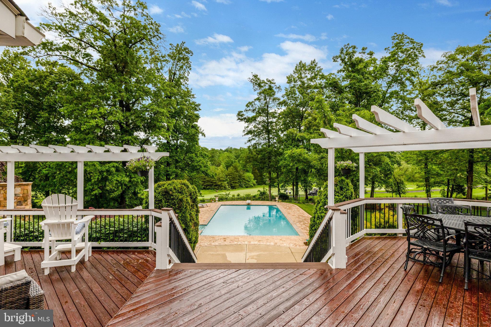 BELMONT COUNTRY CLUB - Residential