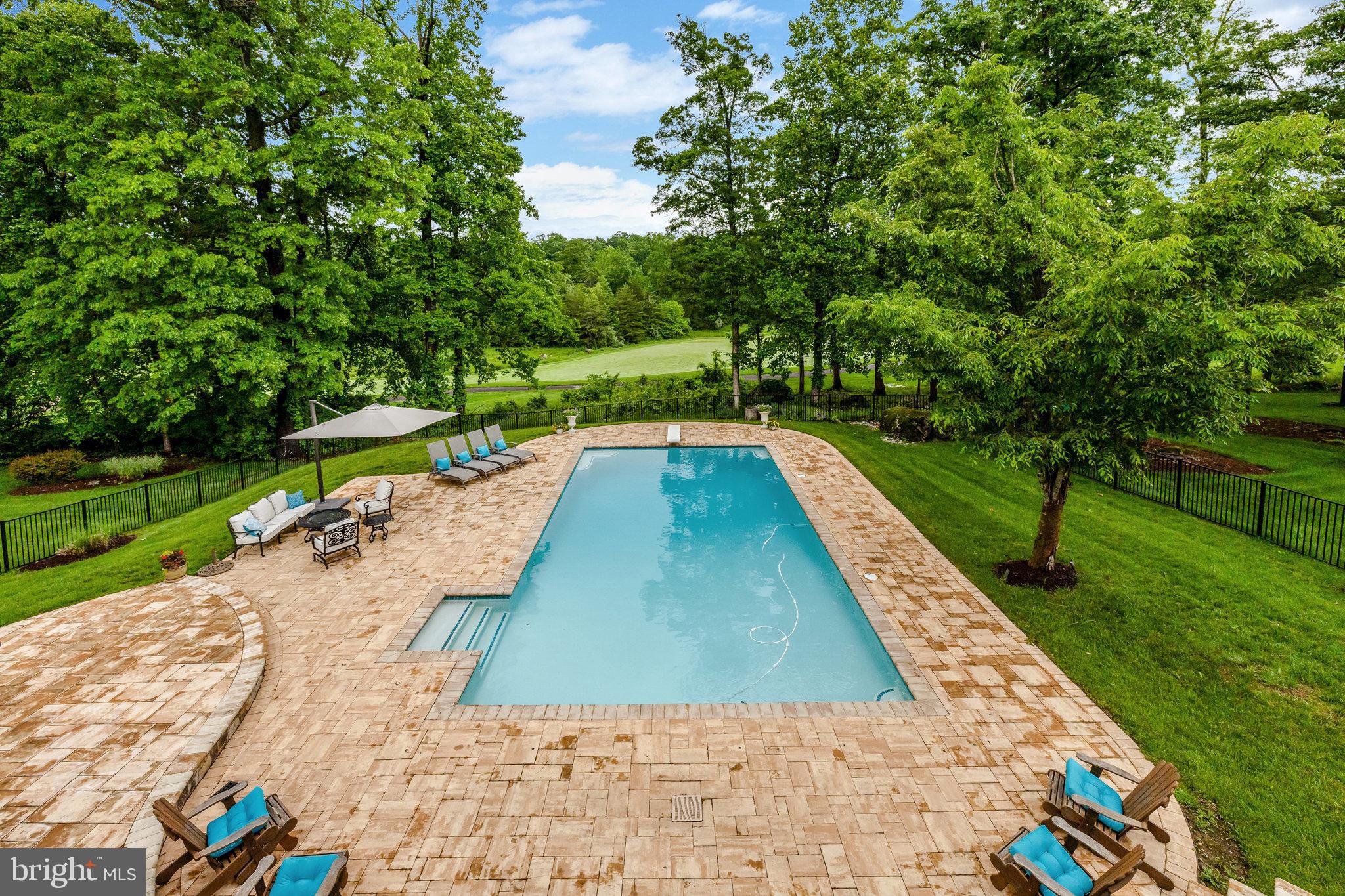 BELMONT COUNTRY CLUB - Residential