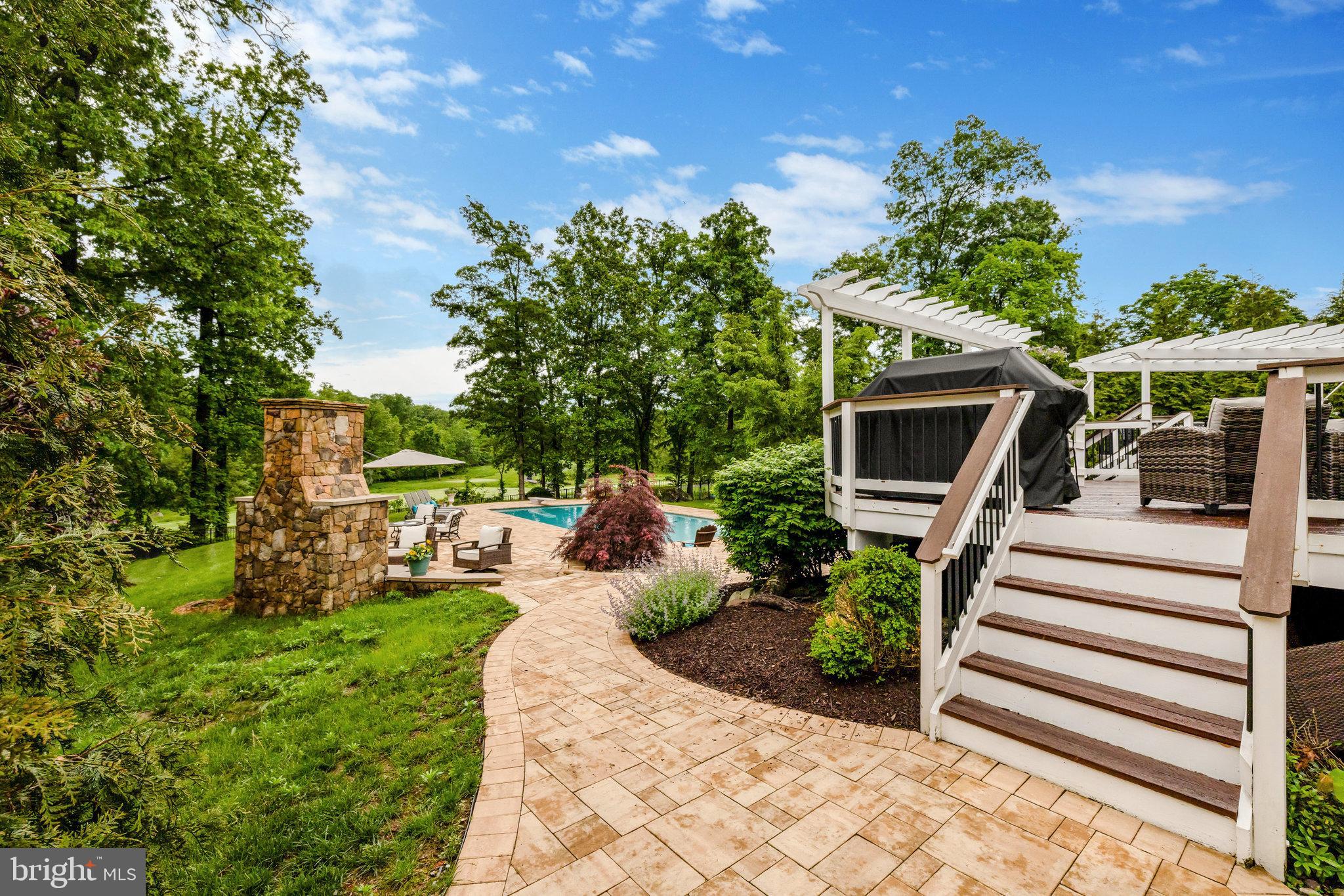 BELMONT COUNTRY CLUB - Residential