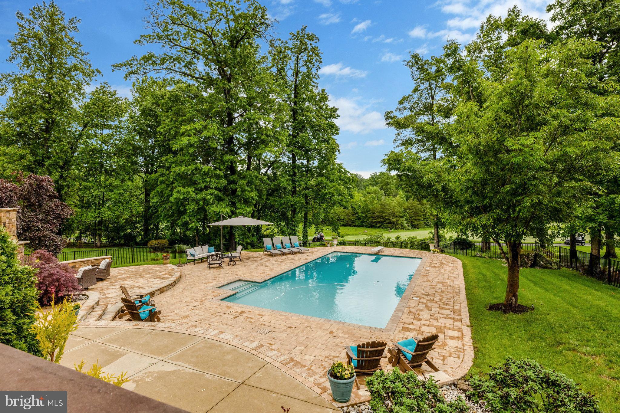 BELMONT COUNTRY CLUB - Residential