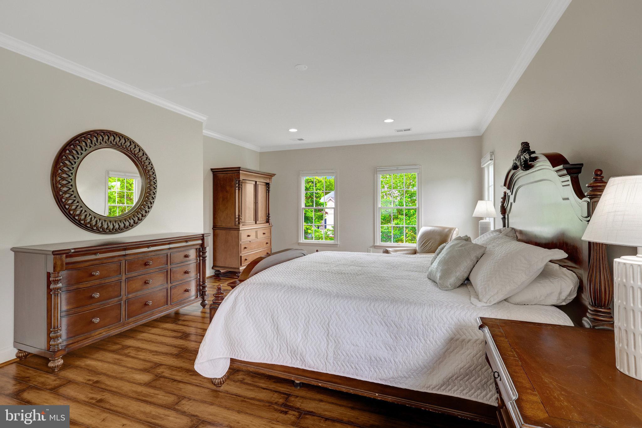 BELMONT COUNTRY CLUB - Residential