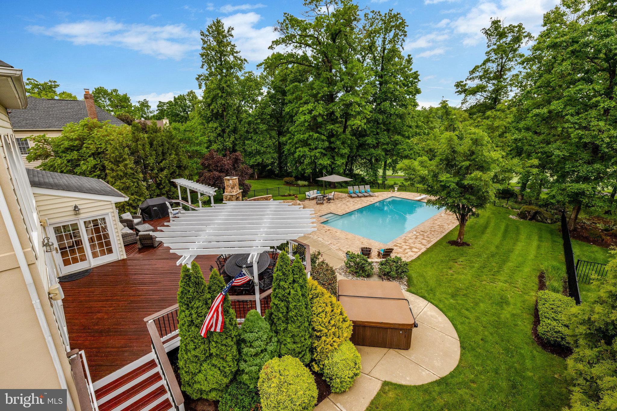 BELMONT COUNTRY CLUB - Residential