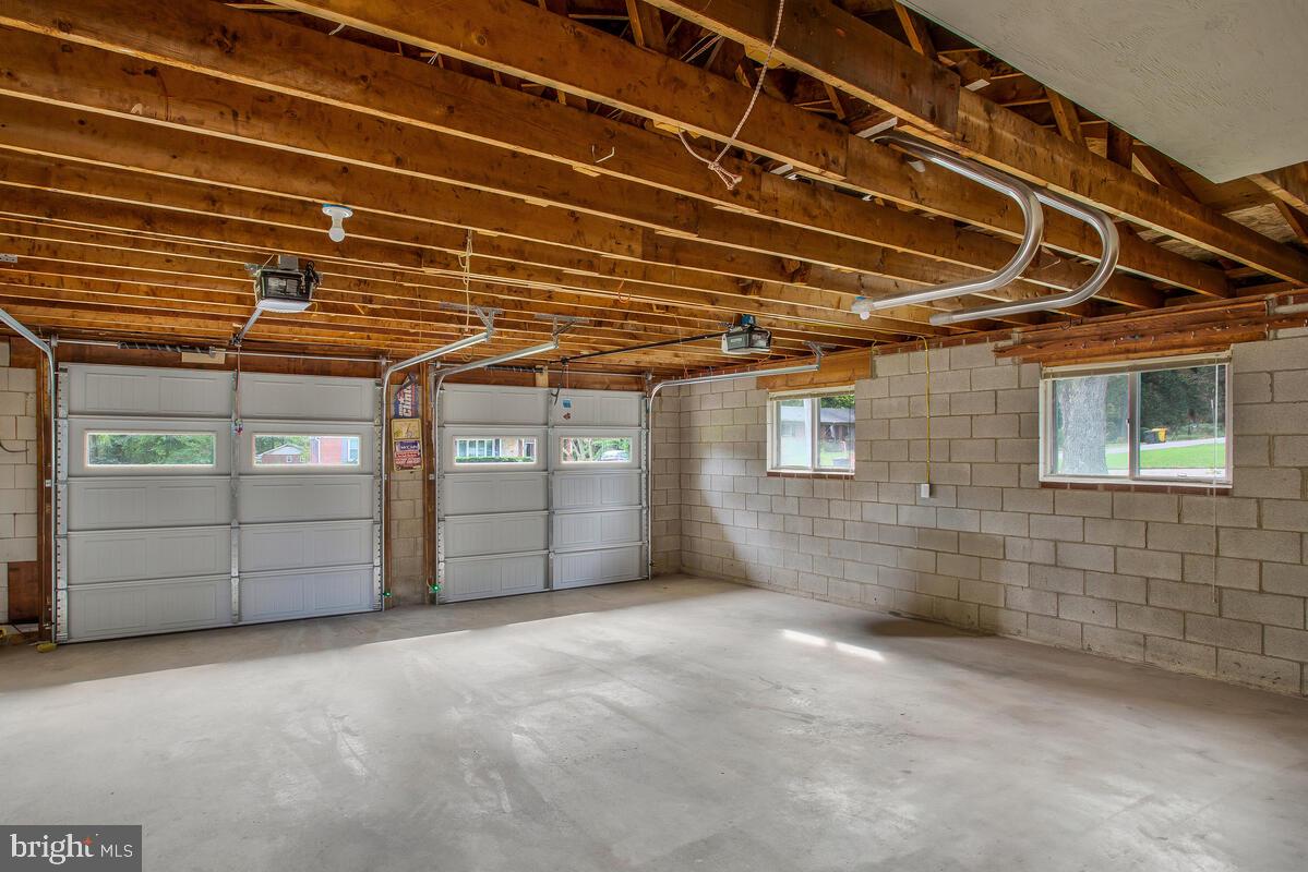 ARUNDEL VIEW - Residential