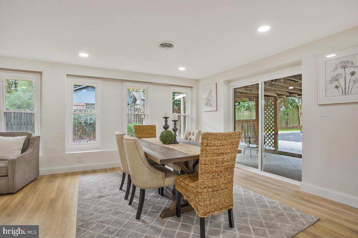 ARUNDEL VIEW - Residential