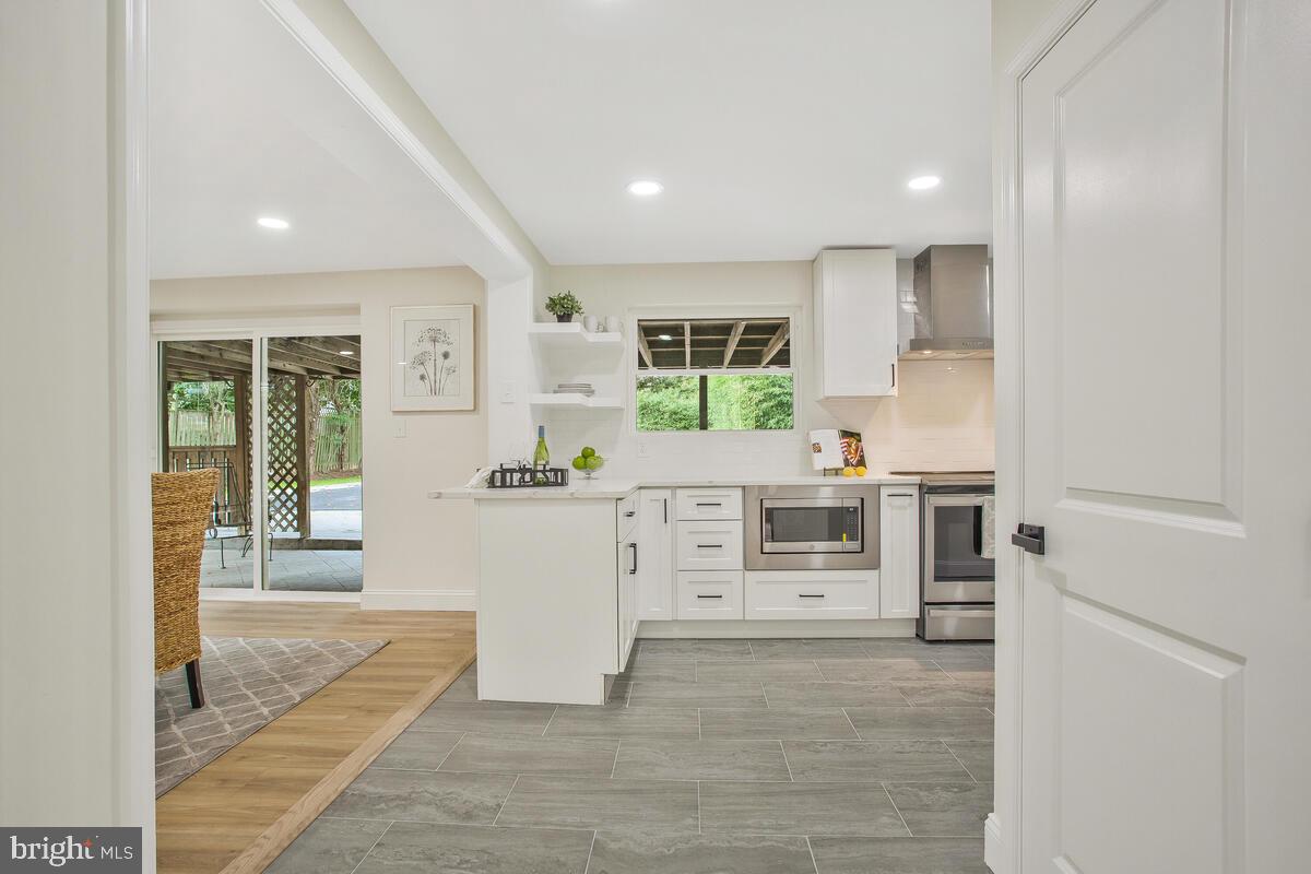 ARUNDEL VIEW - Residential