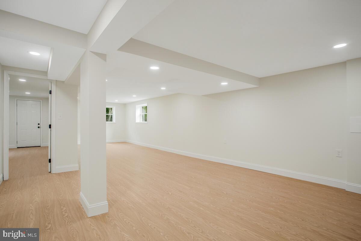 ARUNDEL VIEW - Residential