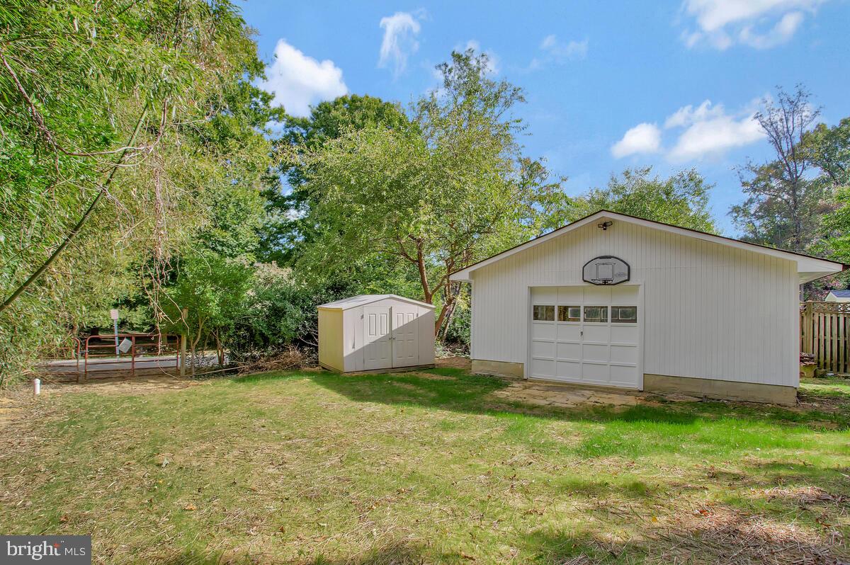 ARUNDEL VIEW - Residential