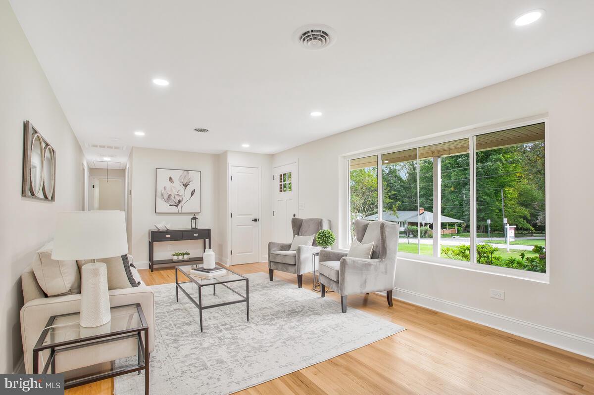 ARUNDEL VIEW - Residential