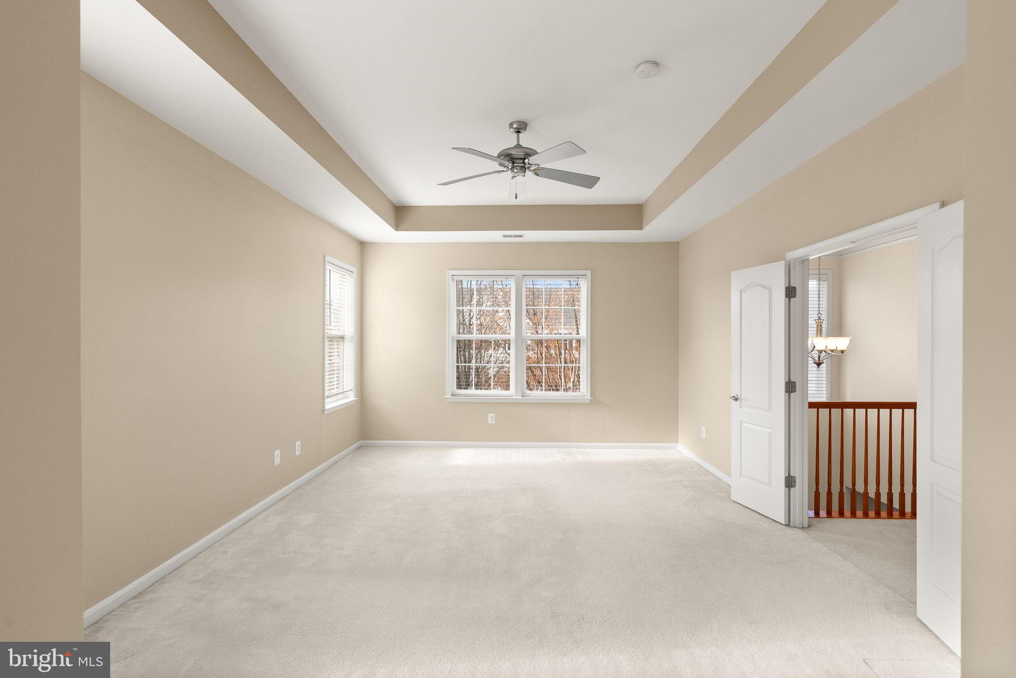 LANSDOWNE ON THE POTOMAC - Residential