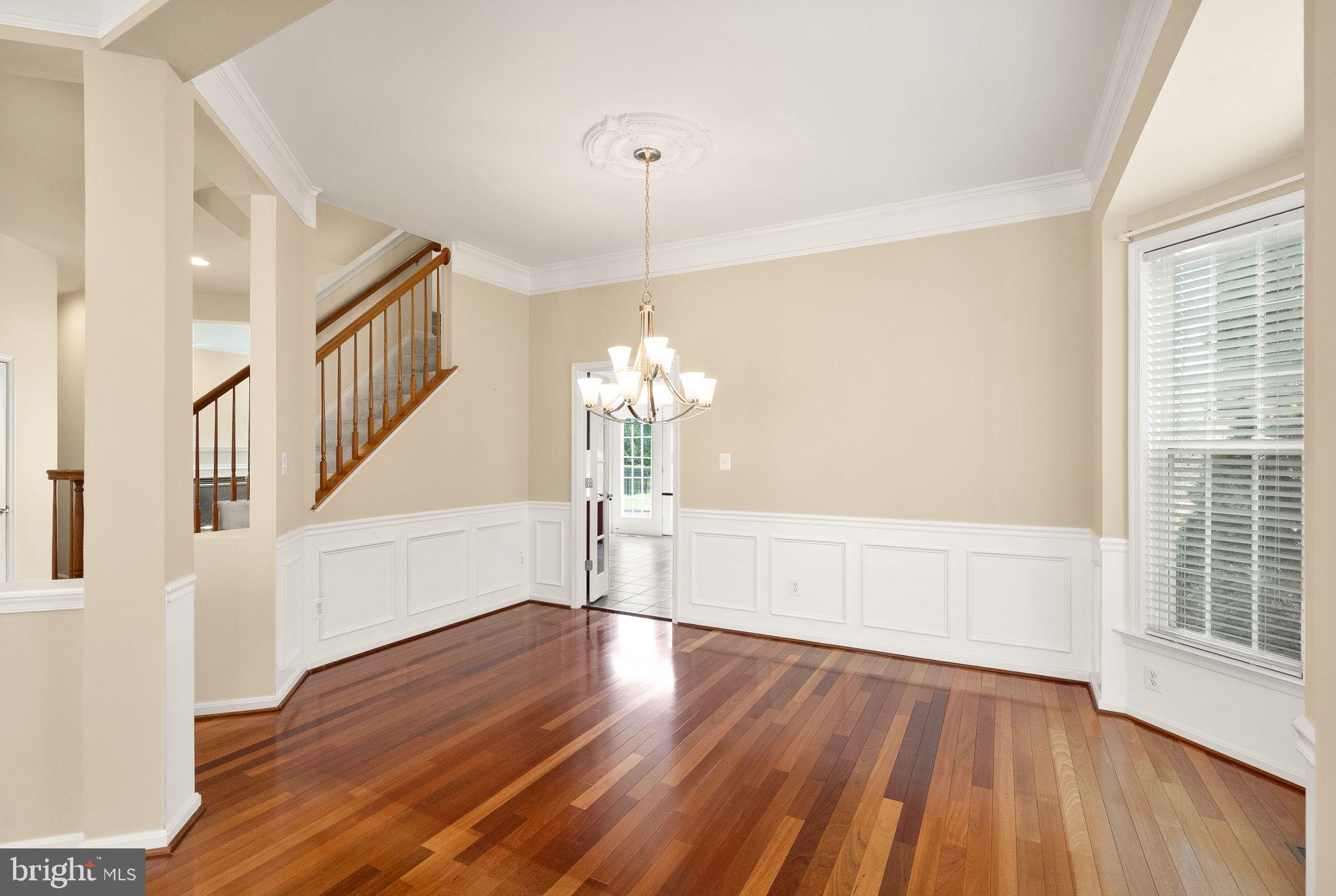 LANSDOWNE ON THE POTOMAC - Residential