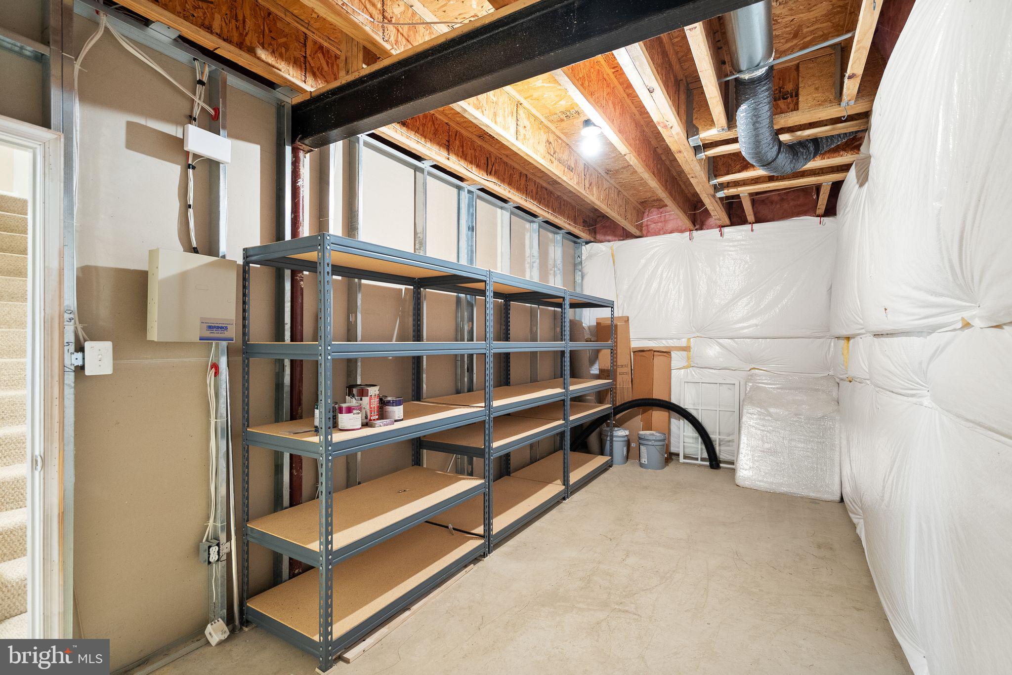 LANSDOWNE ON THE POTOMAC - Residential