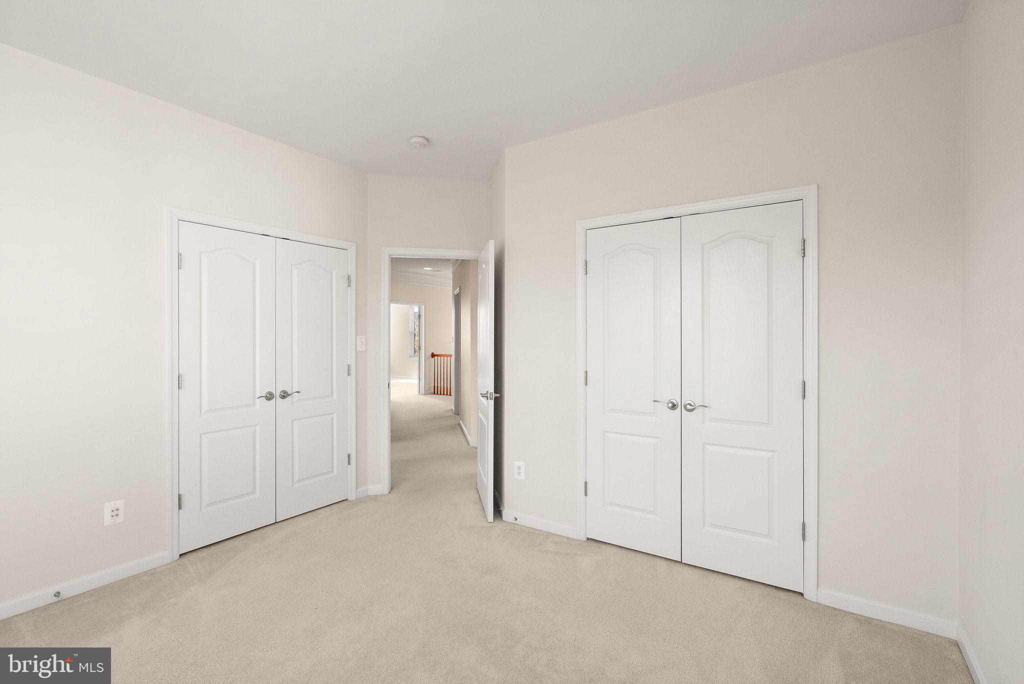 LANSDOWNE ON THE POTOMAC - Residential