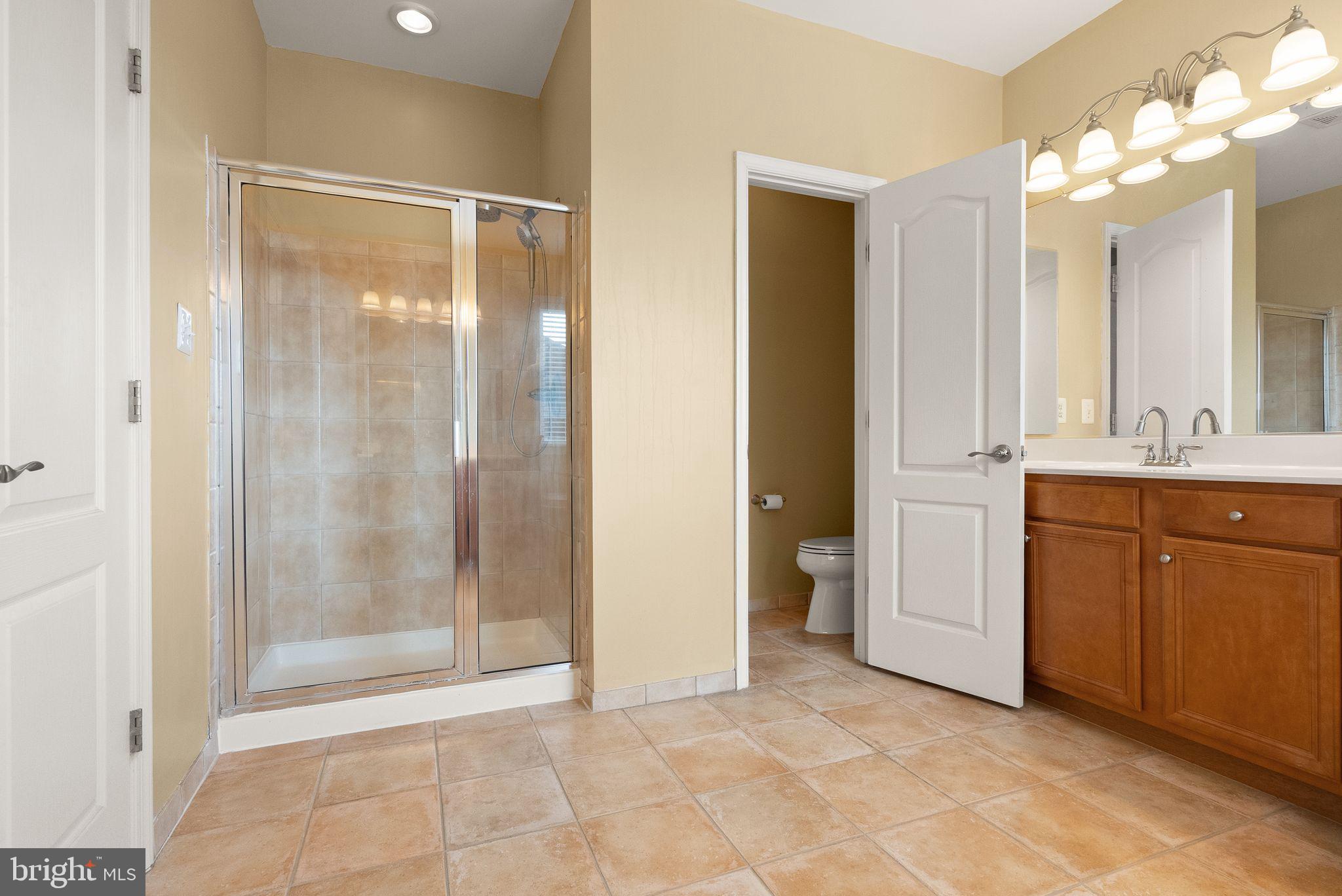 LANSDOWNE ON THE POTOMAC - Residential