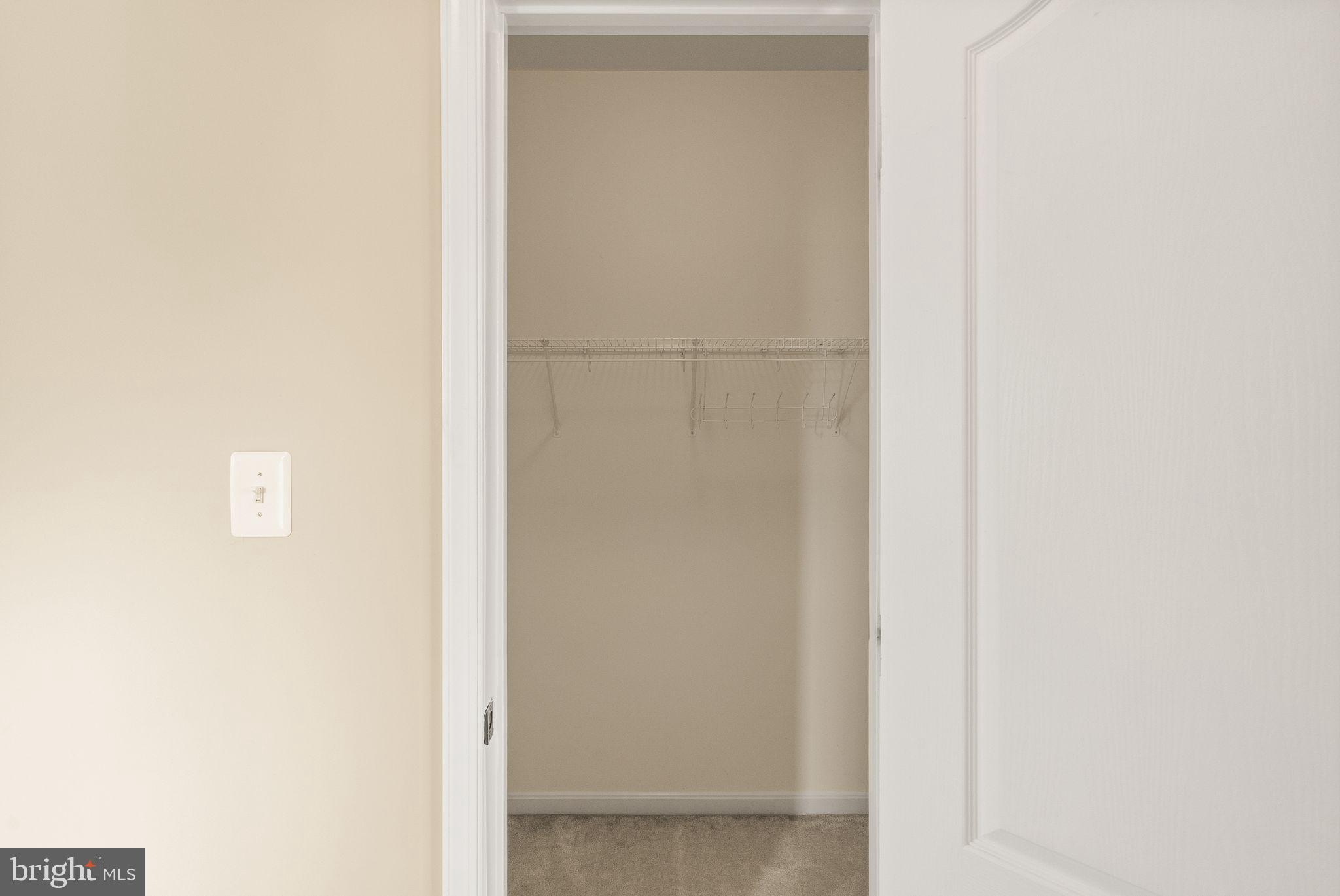 LANSDOWNE ON THE POTOMAC - Residential