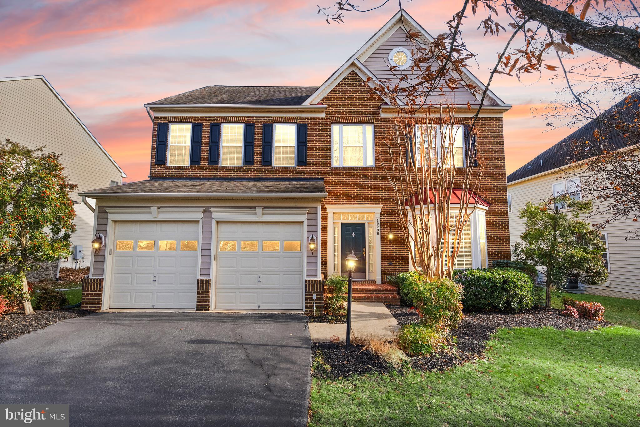 LANSDOWNE ON THE POTOMAC - Residential