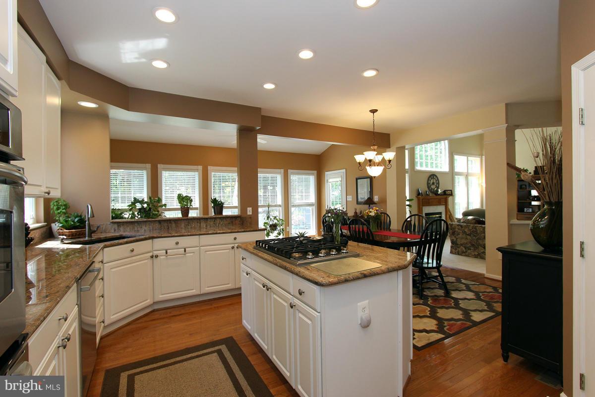 HUNTER ESTATES - Residential