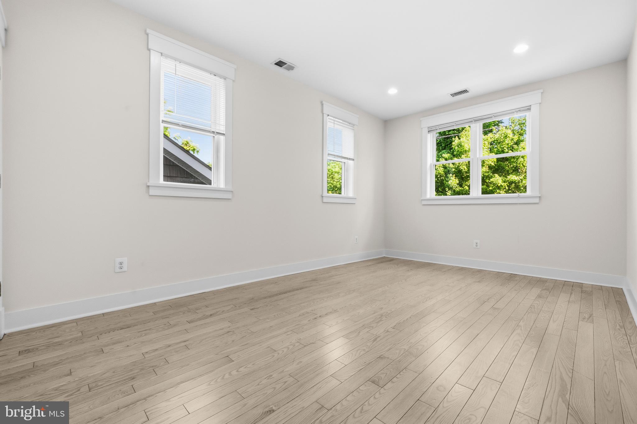 BROOKLAND - Residential