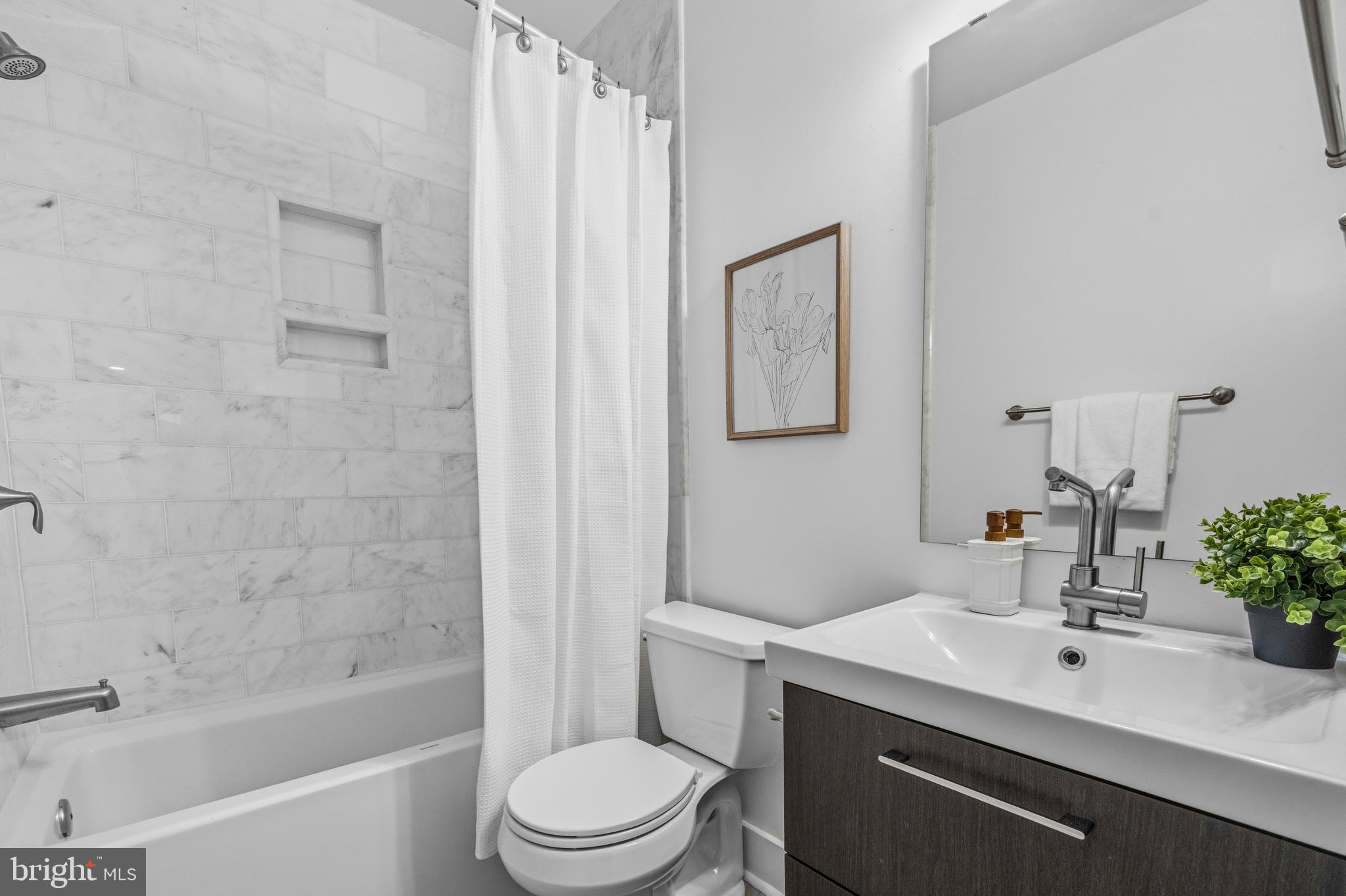 BROOKLAND - Residential
