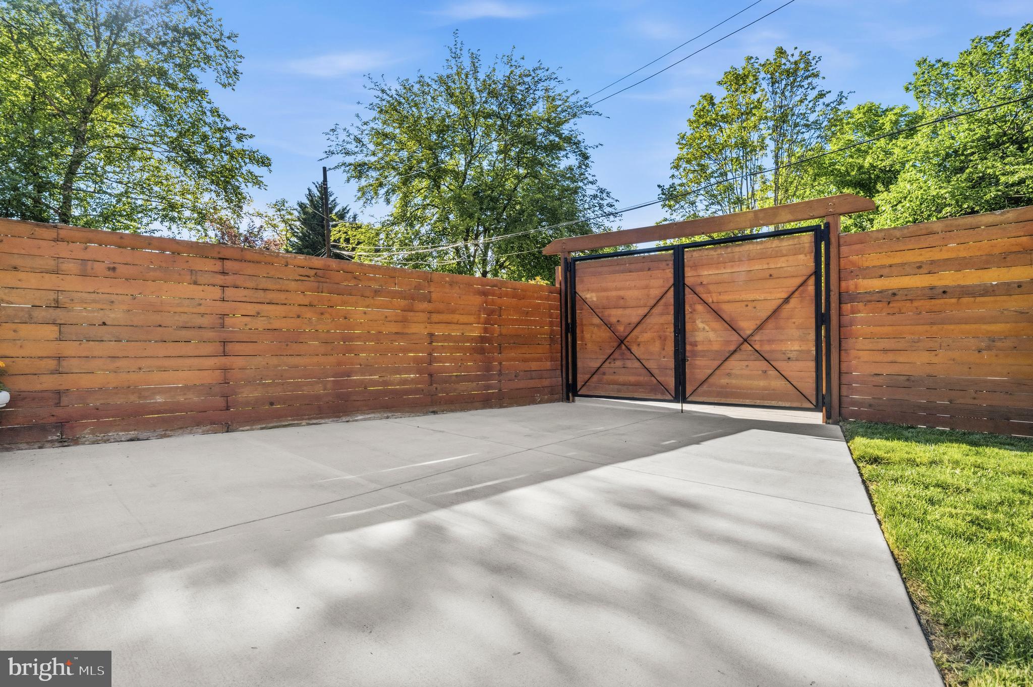 BROOKLAND - Residential