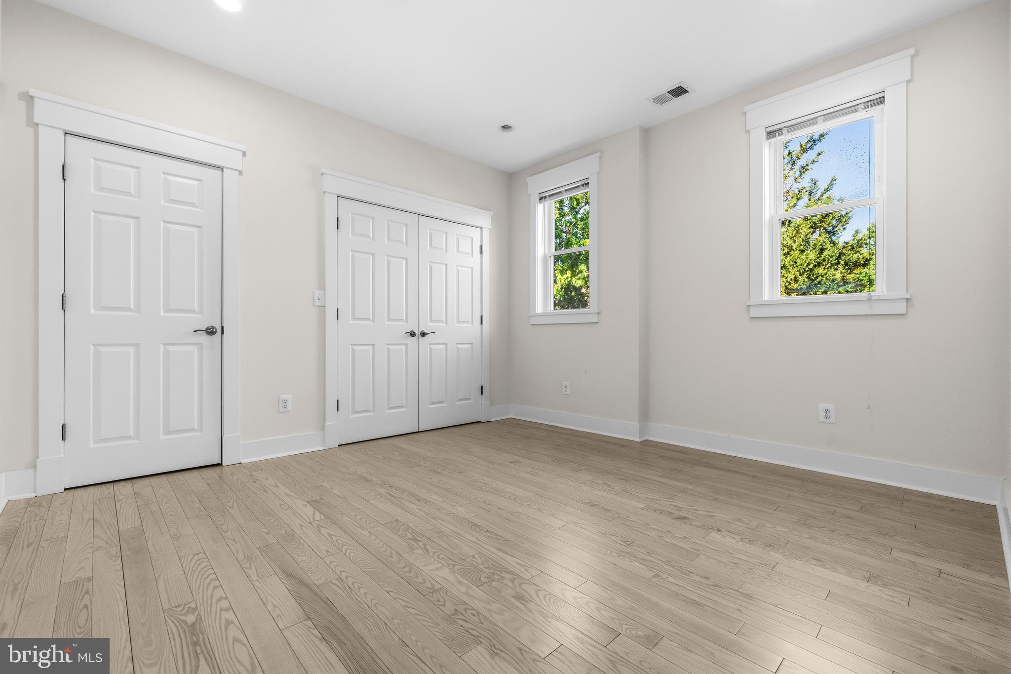 BROOKLAND - Residential