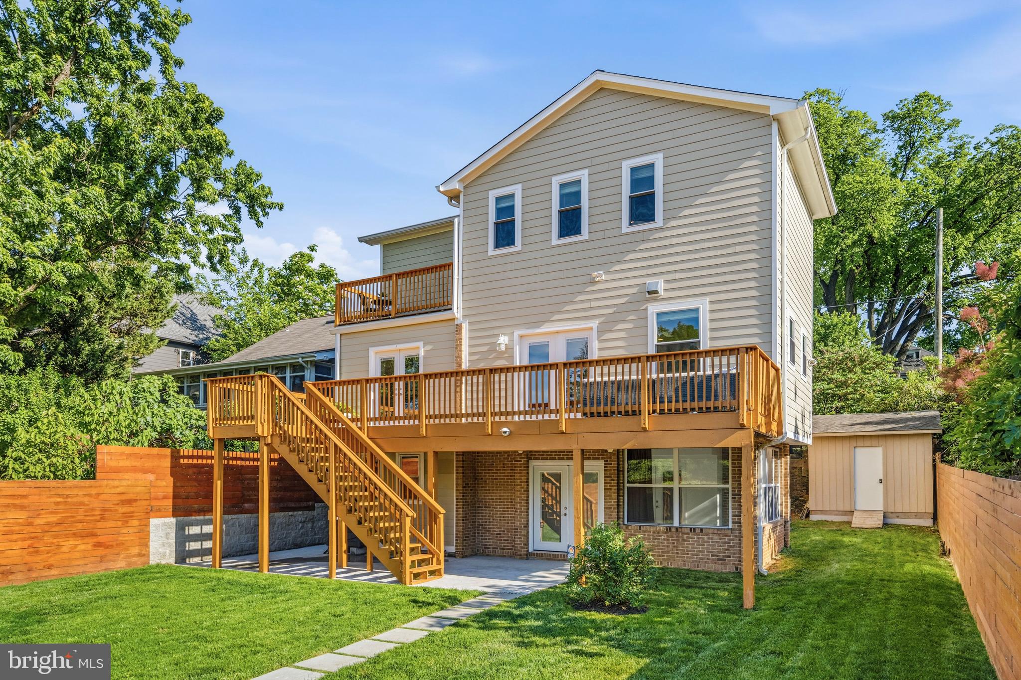 BROOKLAND - Residential