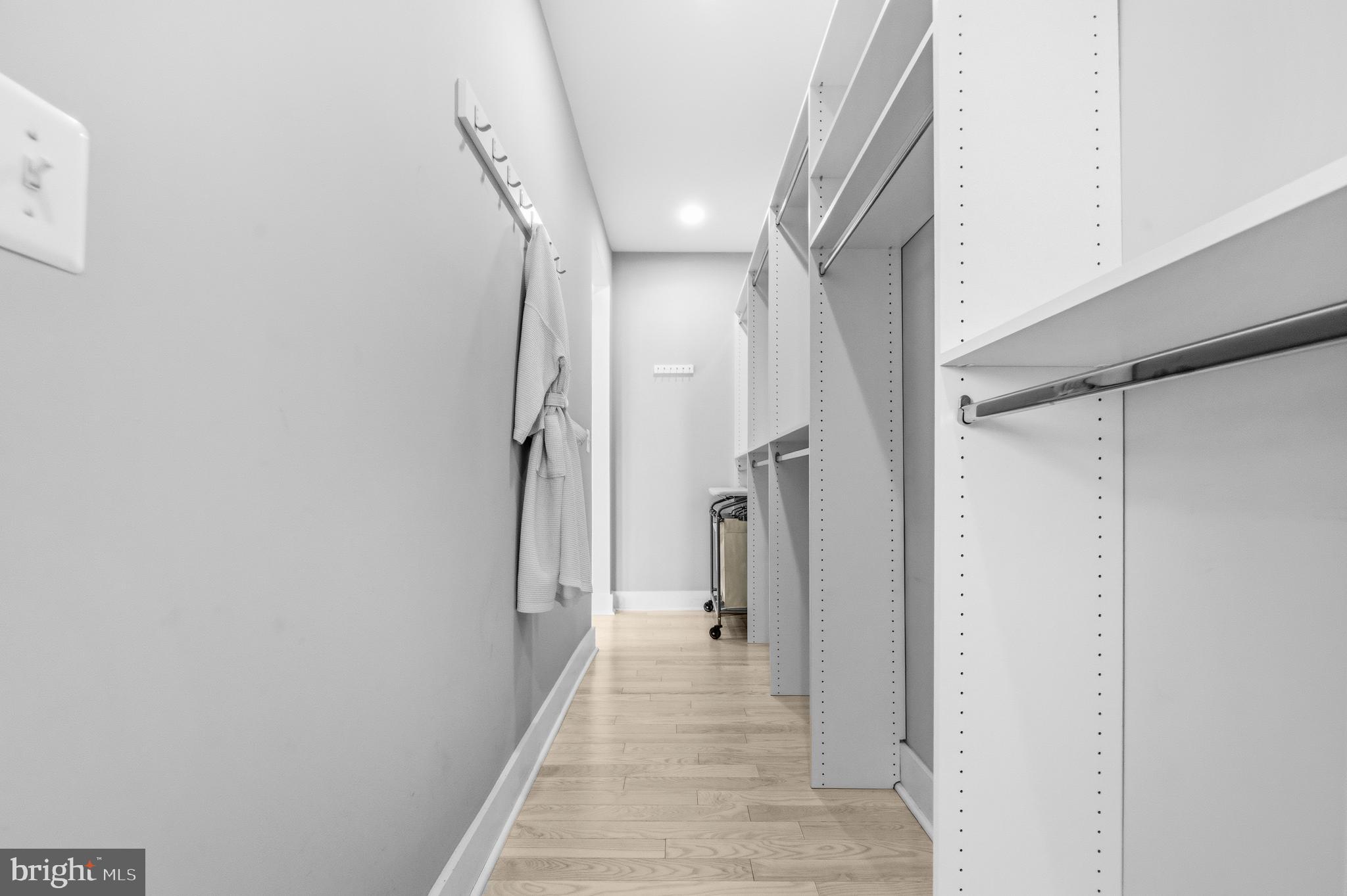 BROOKLAND - Residential