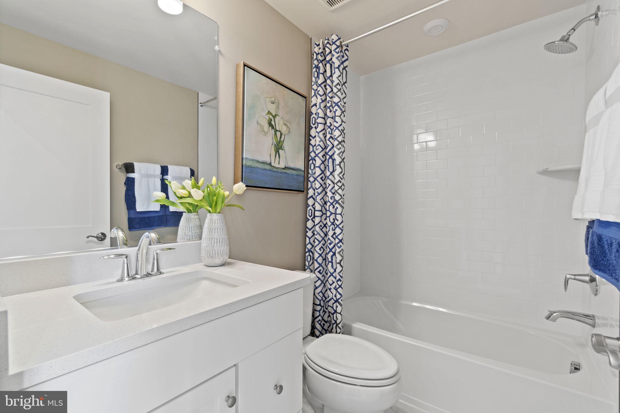 ARCOLA TOWN CENTER - Residential