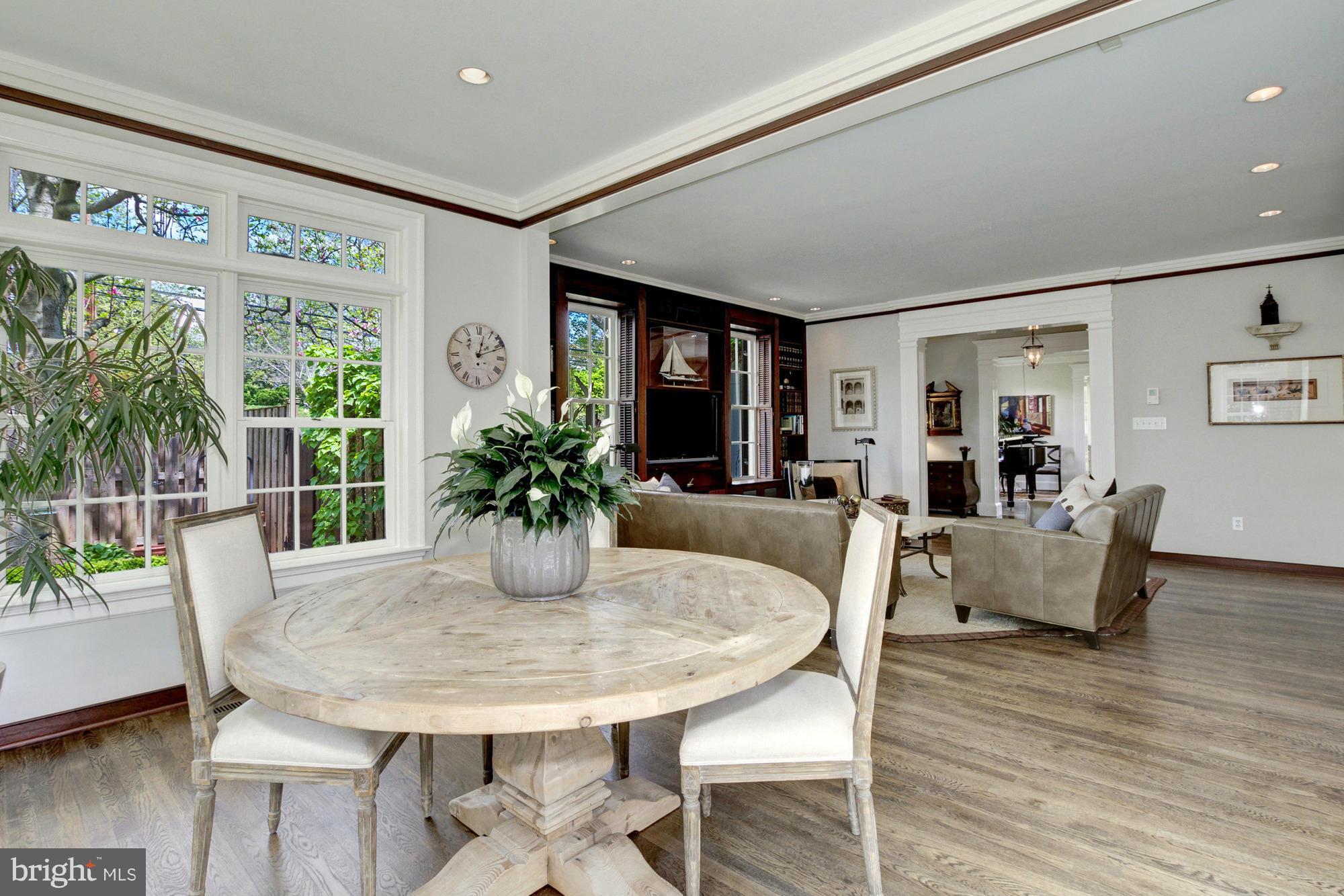 CLEVELAND PARK - Residential