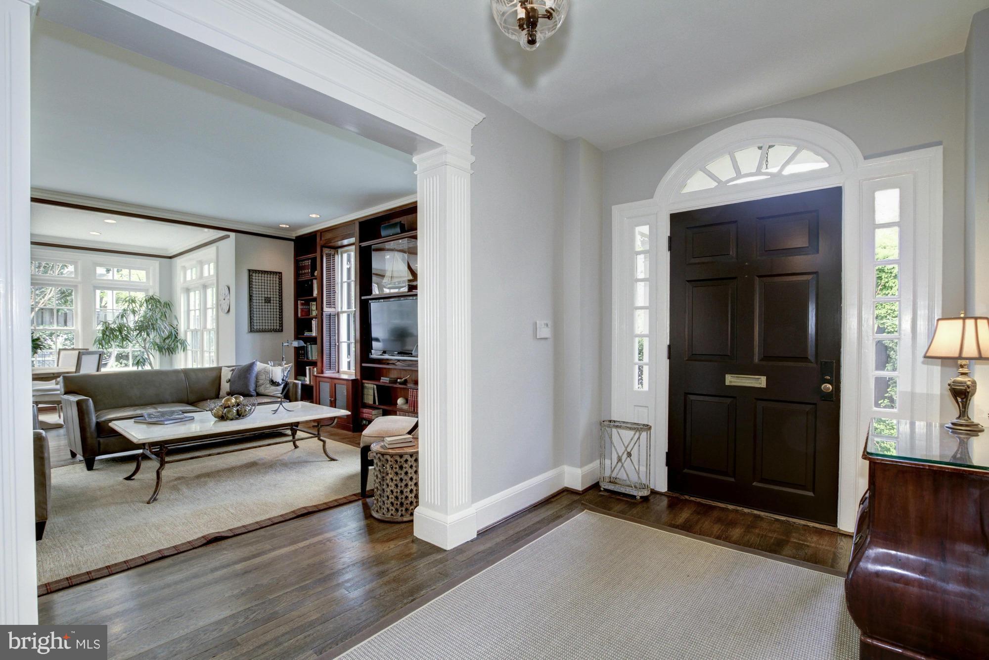 CLEVELAND PARK - Residential