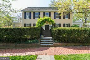 CLEVELAND PARK - Residential
