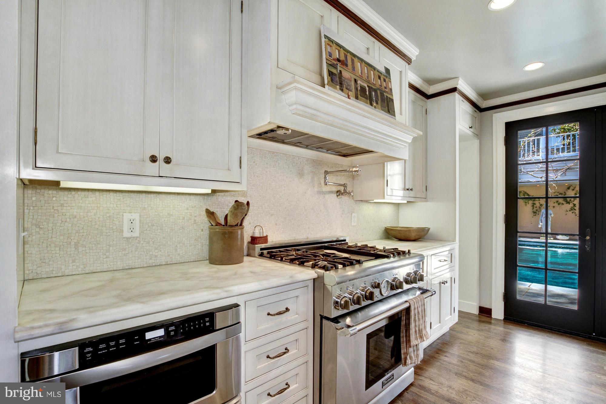 CLEVELAND PARK - Residential