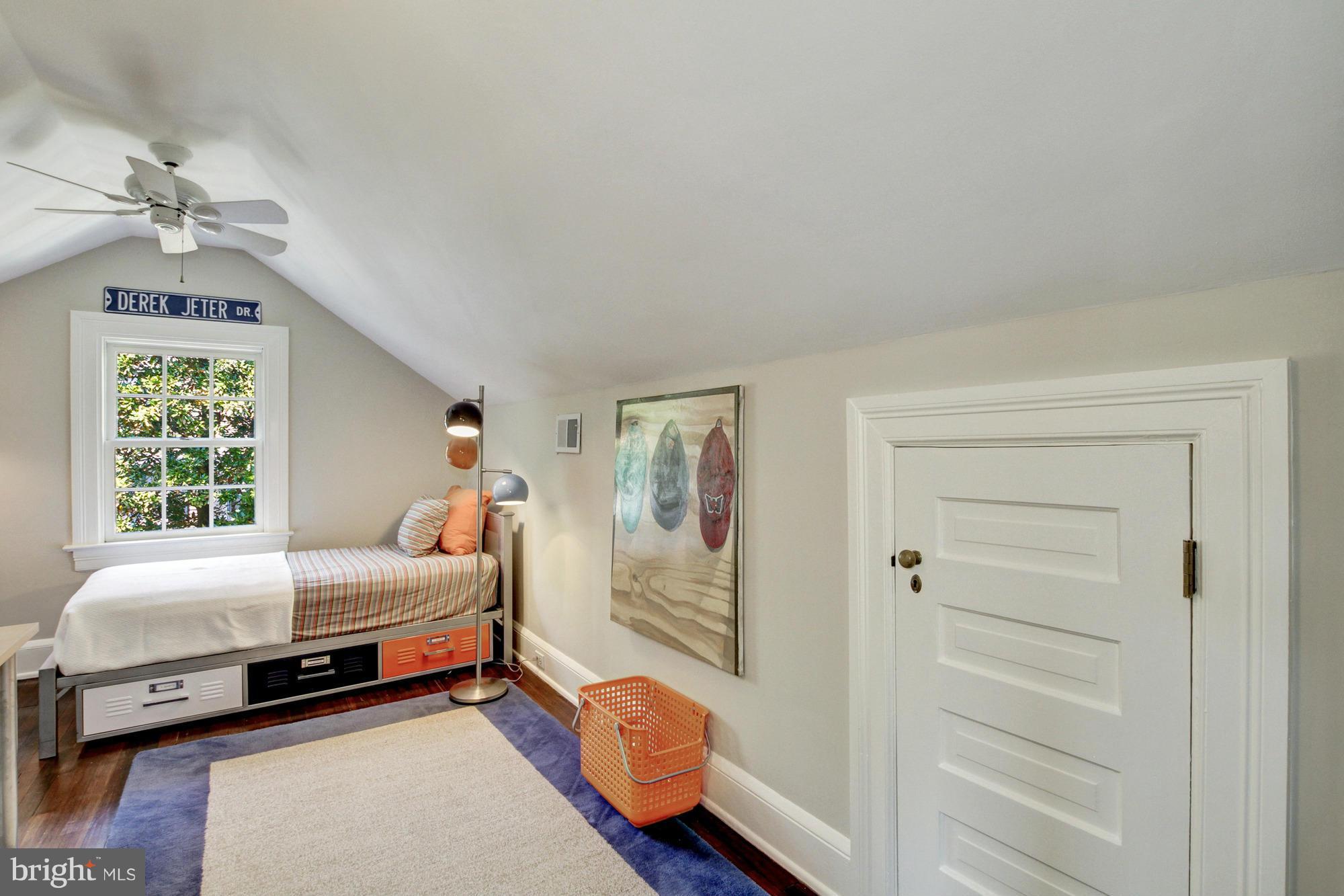 CLEVELAND PARK - Residential