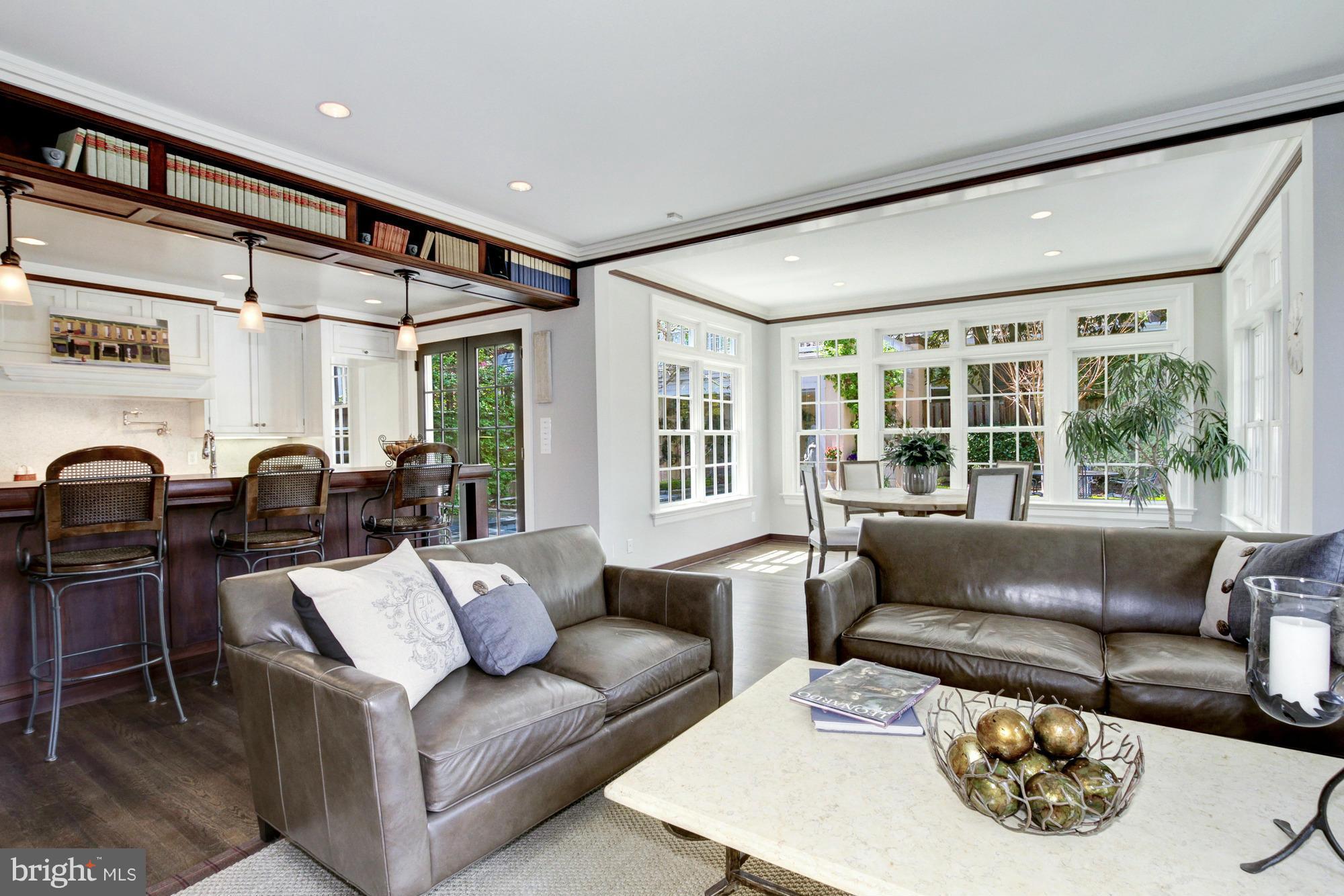 CLEVELAND PARK - Residential