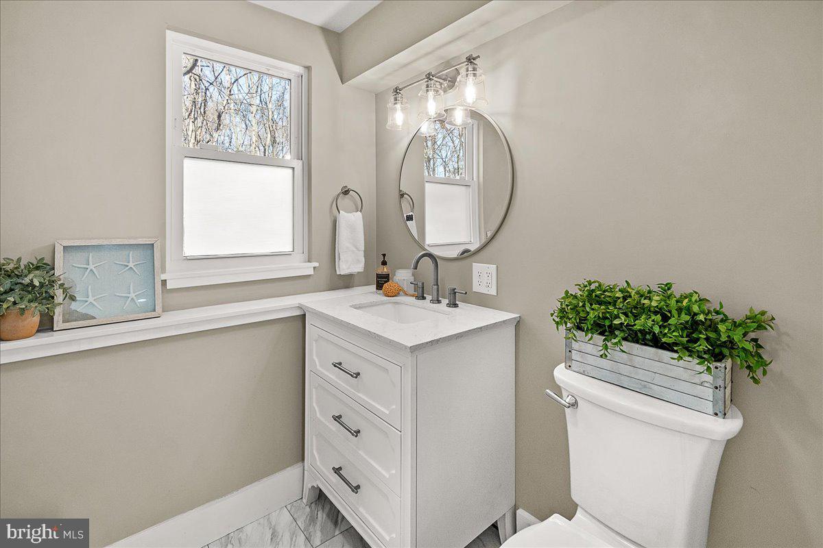 KEEDYSVILLE - Residential