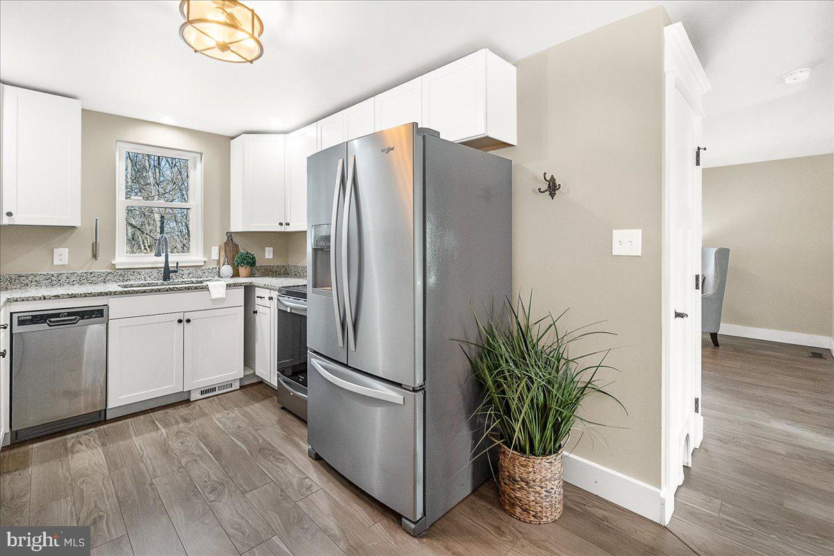 KEEDYSVILLE - Residential