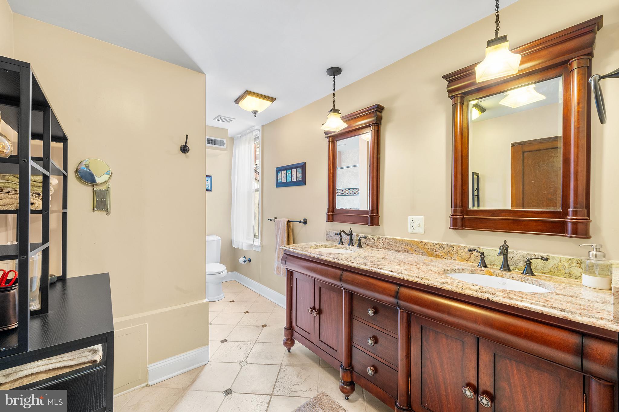 BELLA VISTA - Residential